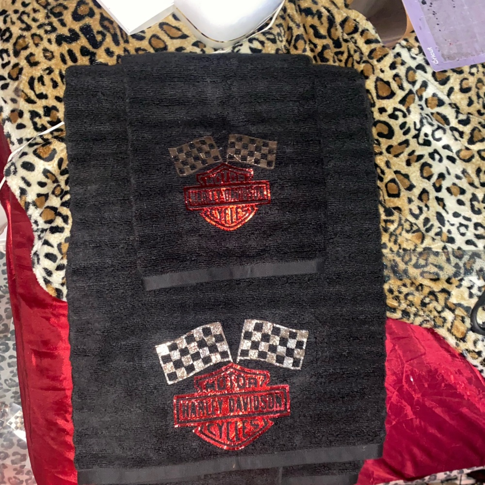 Harley bath/hand towel